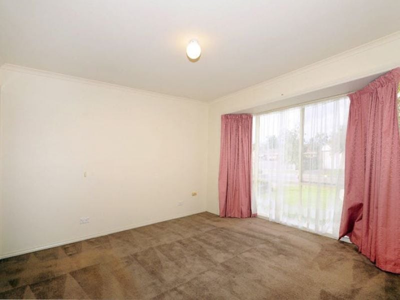 14 Dunstone Dr, Rosebud, VIC 3939, Rosebud - Thumbnail 4