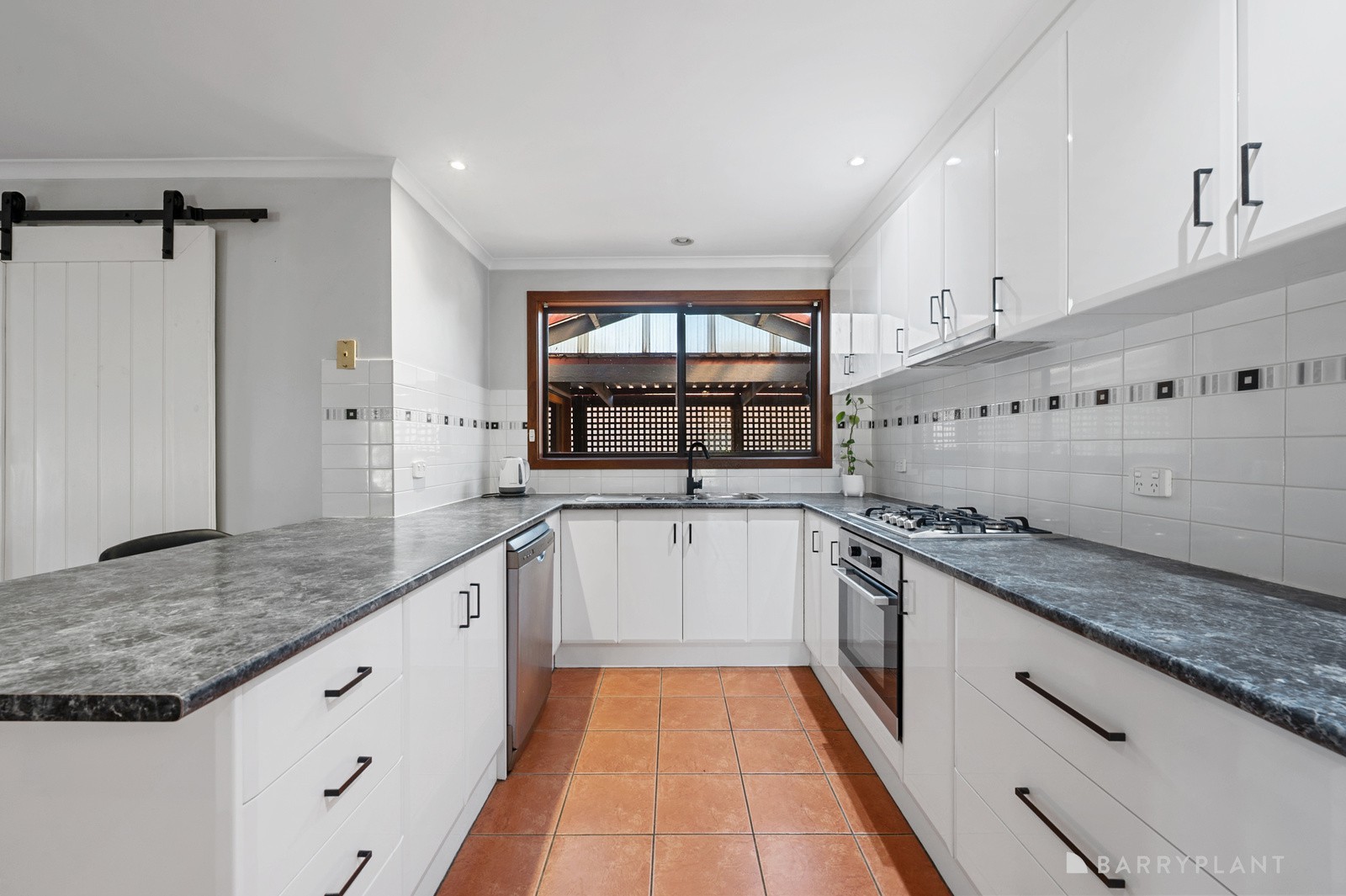 14 Dunvegan Drive, Kurunjang, VIC 3337, Kurunjang - Thumbnail 7