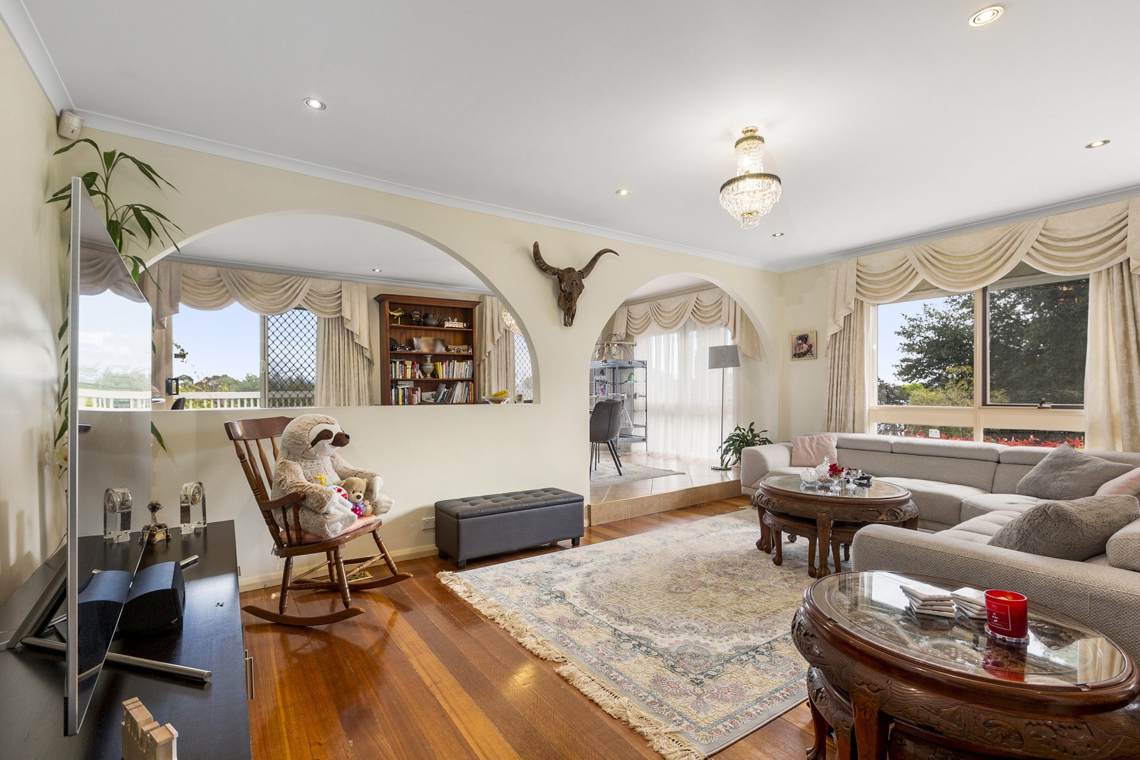 14 Earlwood DriveWheelers Hill, VIC 3150, Wheelers Hill - Thumbnail 2