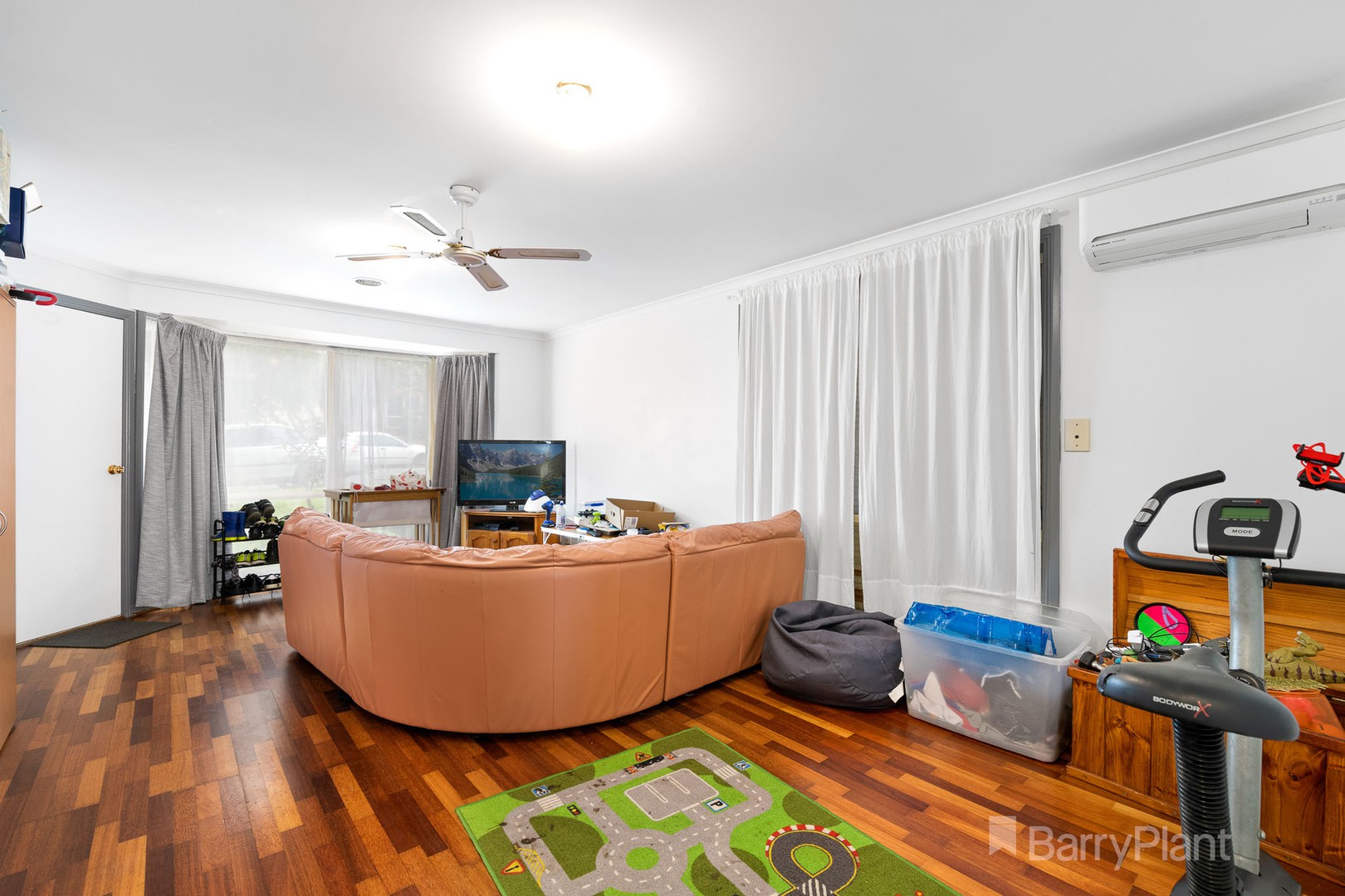14 Ebony Drive, Pakenham, VIC 3810, Pakenham - Thumbnail 4