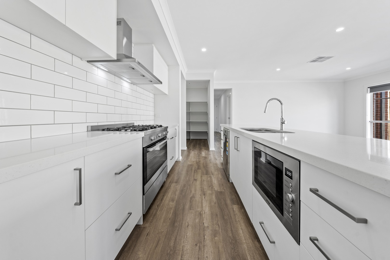 14 Emilia Circuit, Fraser Rise, VIC 3336, Fraser Rise - Thumbnail 3
