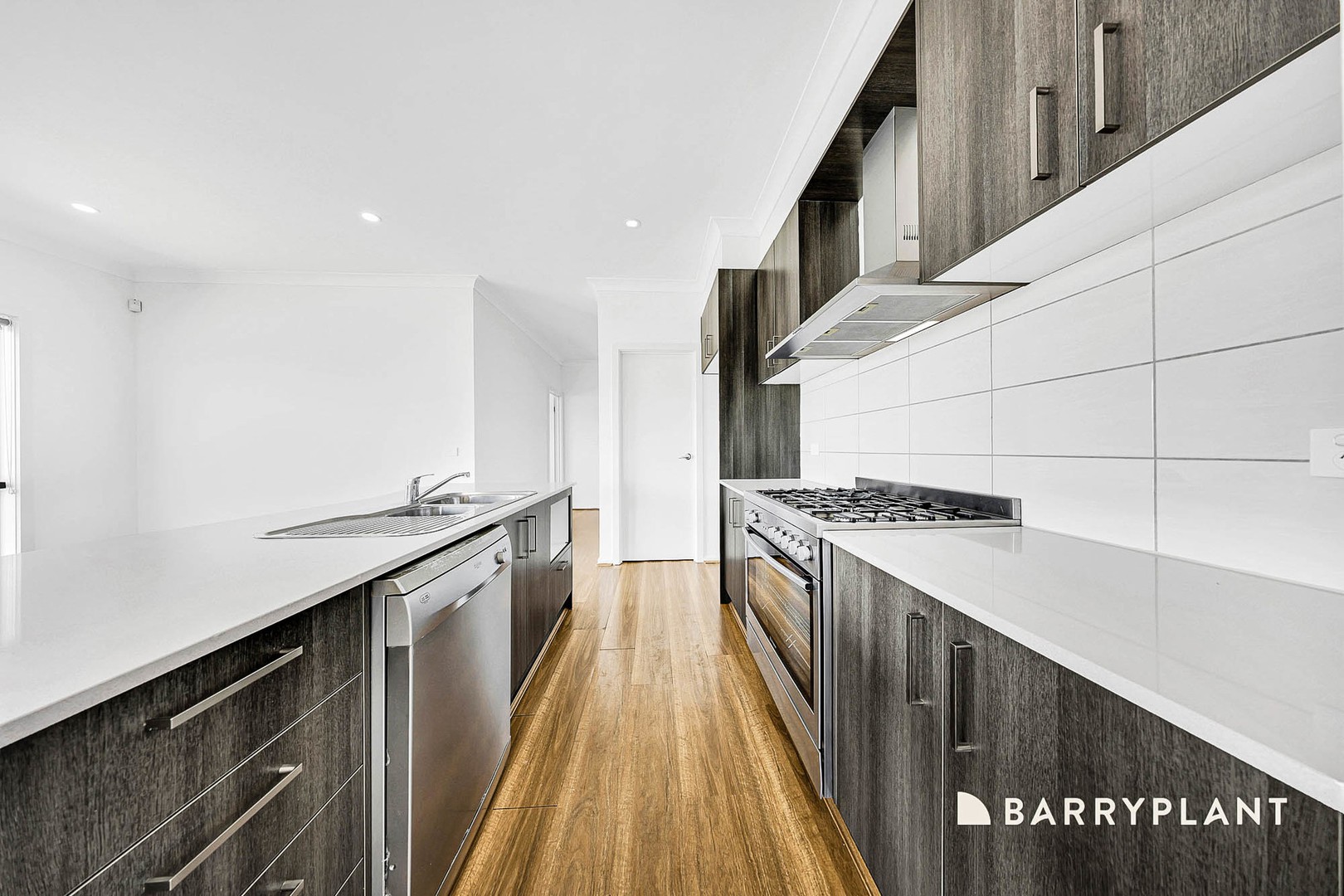 14 Emily Street, Greenvale, VIC 3059, Greenvale - Thumbnail 2