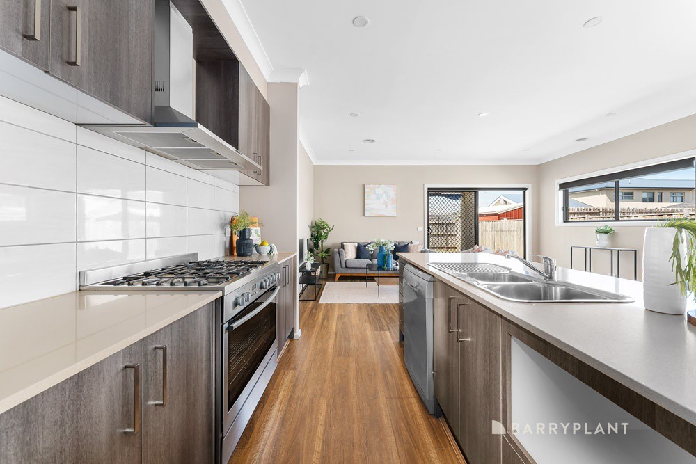 14 Emily Street, Greenvale, VIC 3059, Greenvale - Thumbnail 3