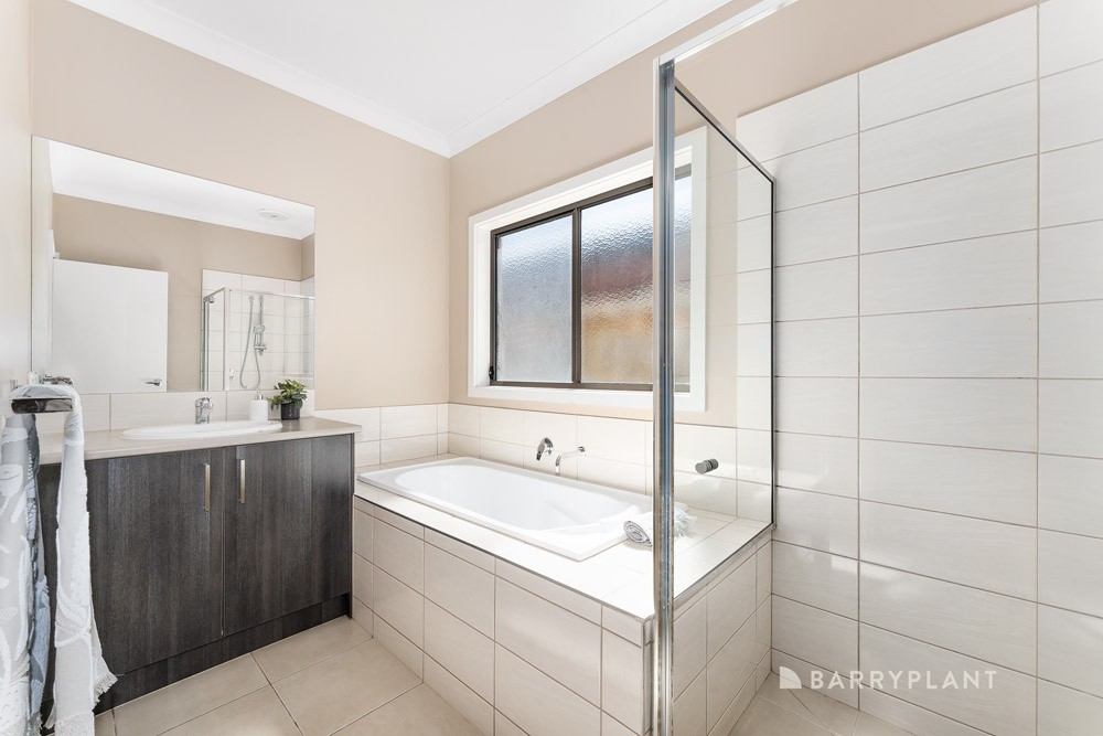 14 Emily Street, Greenvale, VIC 3059, Greenvale - Thumbnail 7