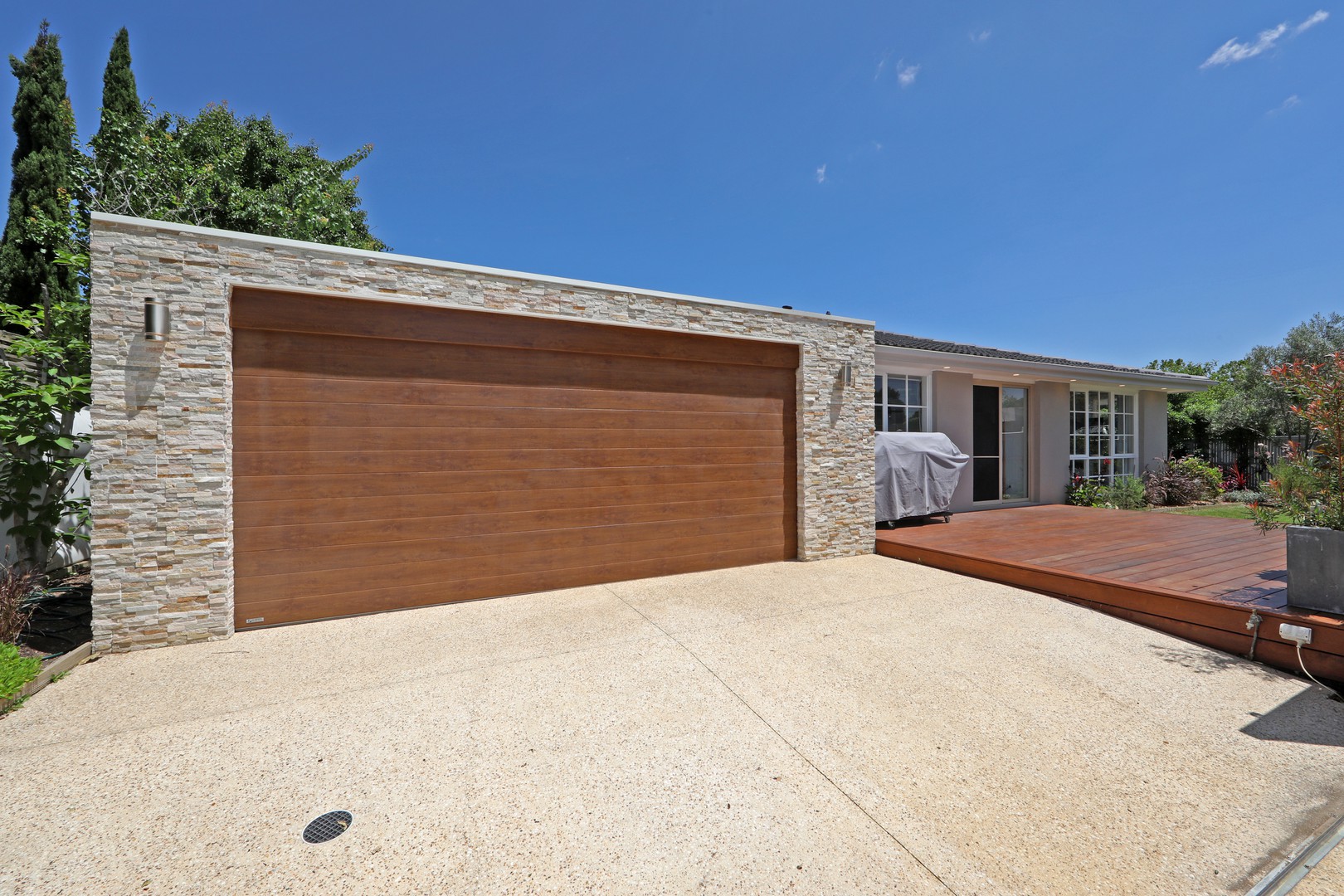 14 Eyre Close, Rowville, VIC 3178, Rowville - Thumbnail 2