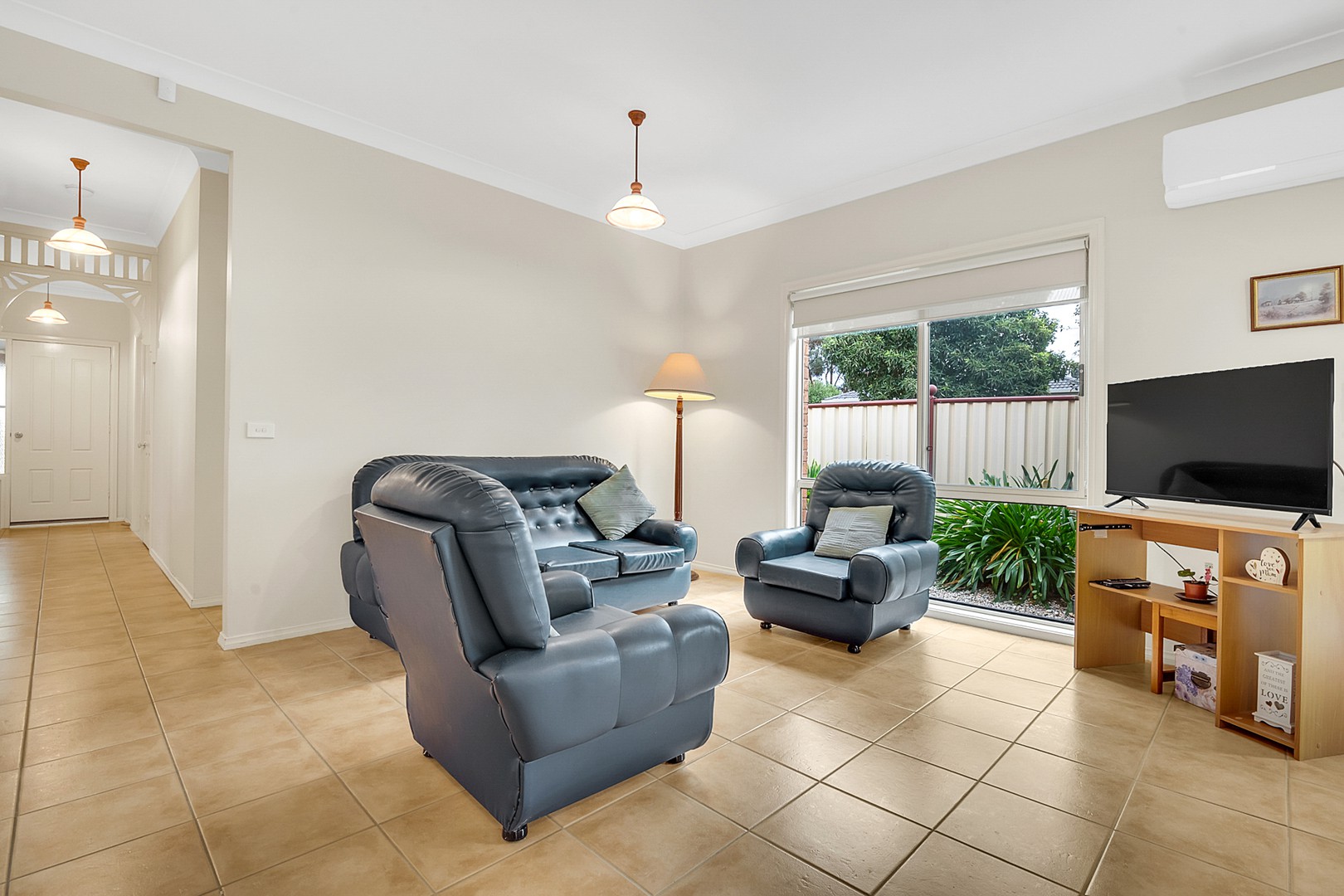 14 Foxglove Lane, Craigieburn, VIC 3064, Craigieburn - Thumbnail 3