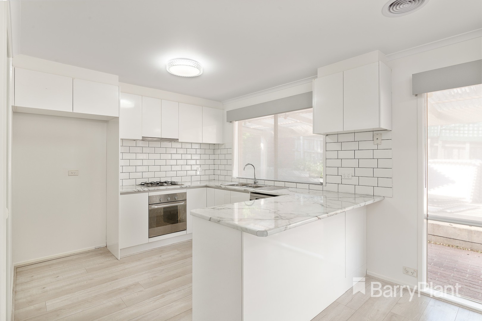14 Fuschia Place, Meadow Heights, VIC 3048, Meadow Heights - Thumbnail 3