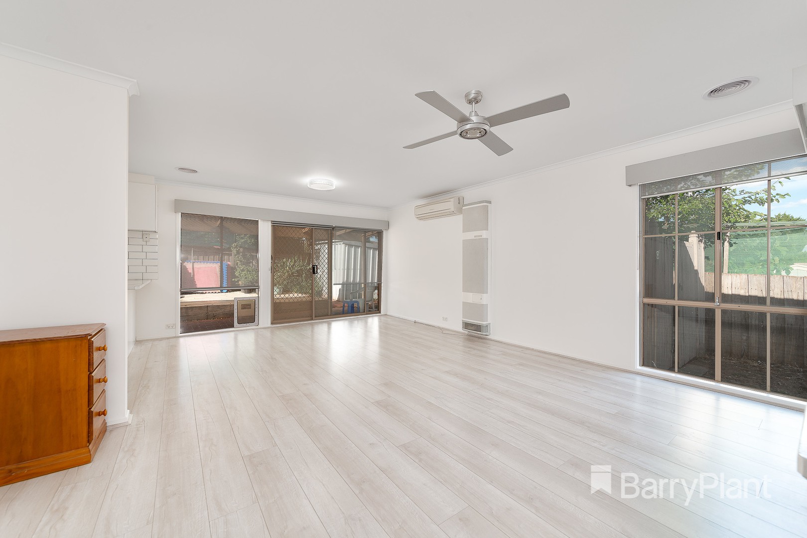 14 Fuschia Place, Meadow Heights, VIC 3048, Meadow Heights - Thumbnail 4