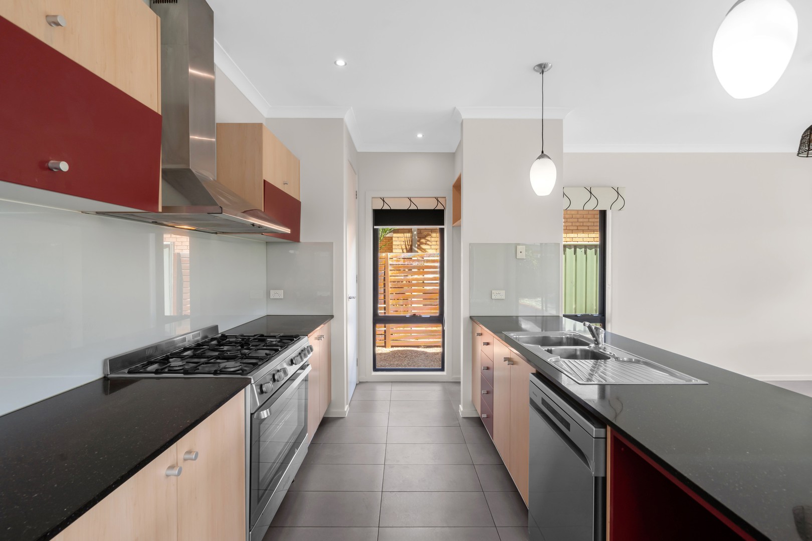 14 Gardenia Way, Caroline Springs, VIC 3023, Caroline Springs - Thumbnail 4