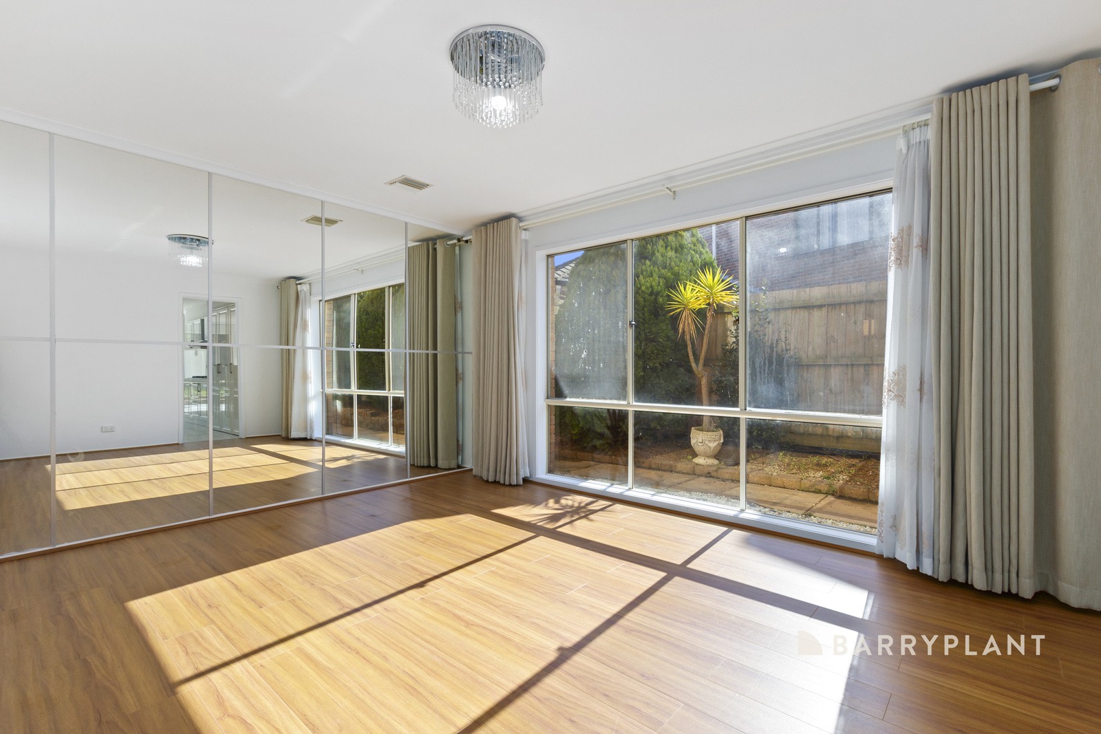 14 Garland Rise, Rowville, VIC 3178, Rowville - Thumbnail 3