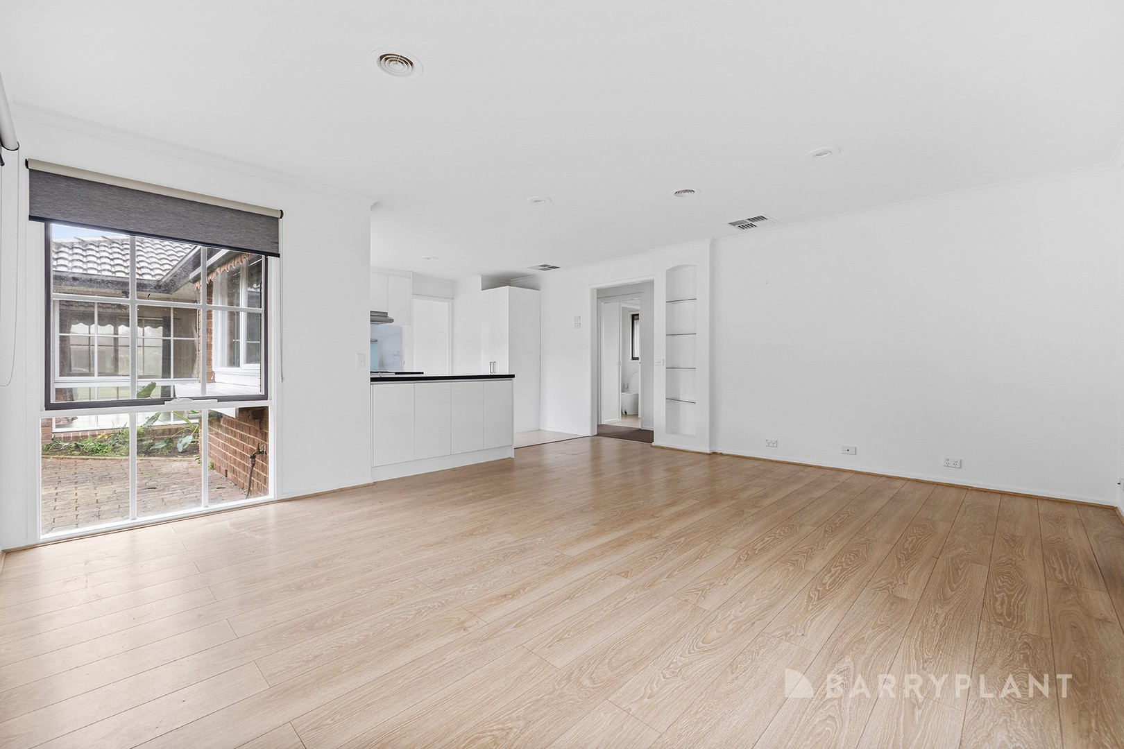 14 Garryowen Crescent, Narre Warren, VIC 3805 - Thumbnail 2 - 08/07/2026
