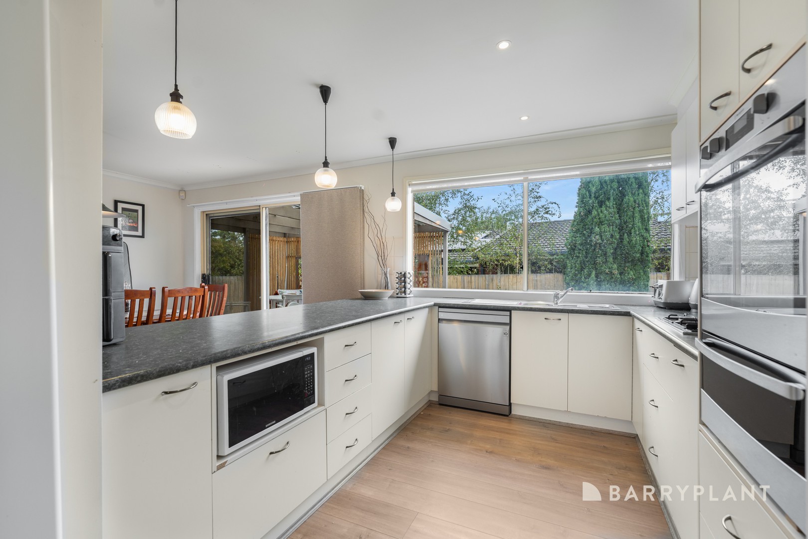 14 Guest Road, Pakenham, VIC 3810, Pakenham - Thumbnail 3