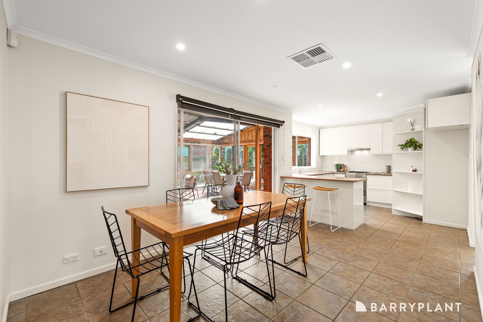 14 Gullquist Way, Pakenham, VIC 3810, Pakenham - Thumbnail 3