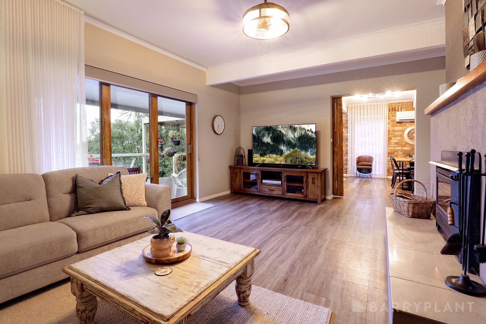 14 Halcyon Grove, Cockatoo, VIC 3781 - Thumbnail 2 - 09/04/2026