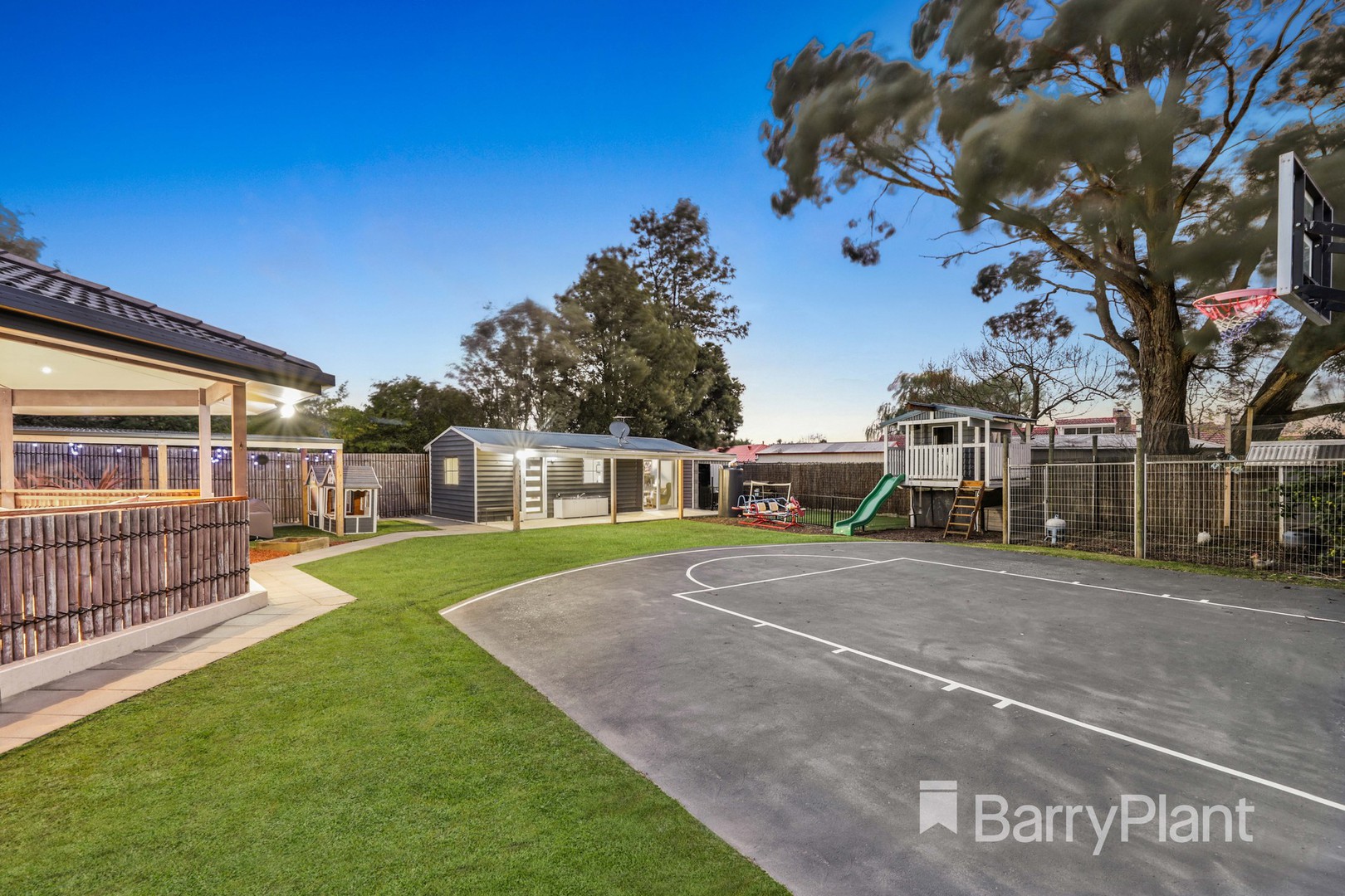 14 Handasyde Avenue, Kilsyth South, VIC 3137, Kilsyth South - Thumbnail 2