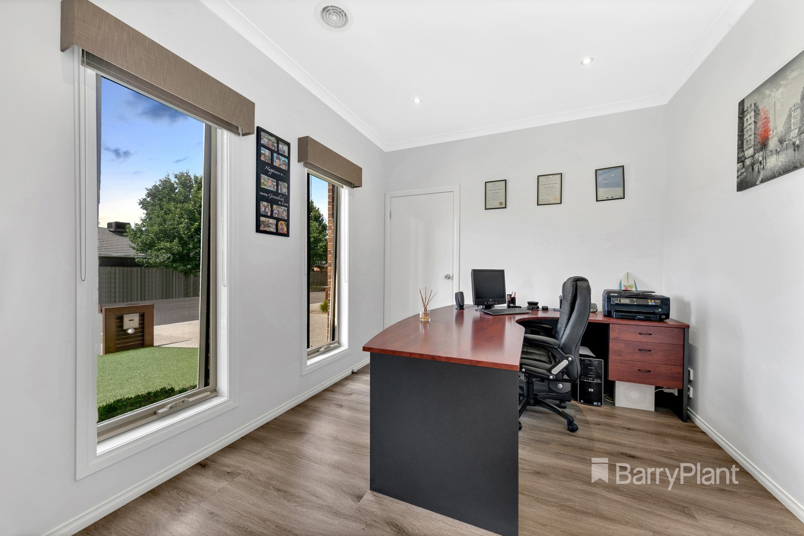 14 Hanmer Drive, South Morang, VIC 3752, South Morang - Thumbnail 2
