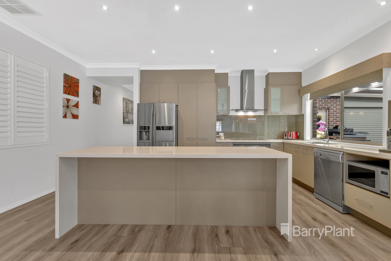 14 Hanmer Drive, South Morang, VIC 3752, South Morang - Thumbnail 5