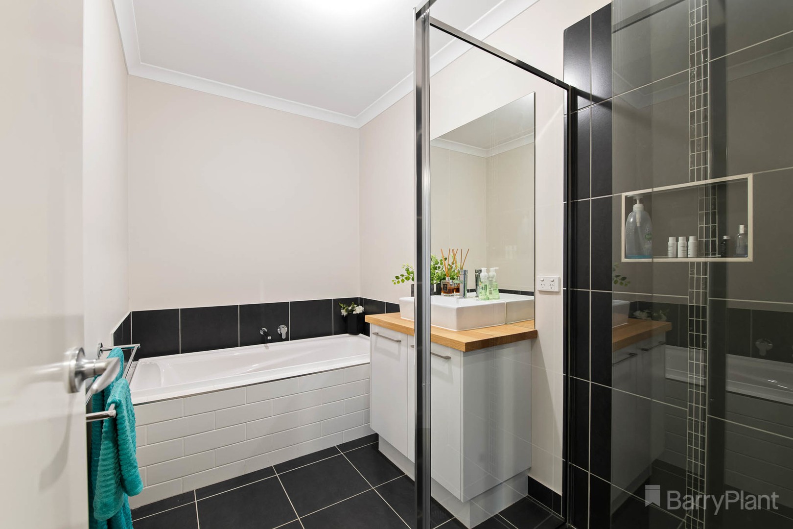 14 Harmony Place, Officer, VIC 3809, Officer - Thumbnail 8