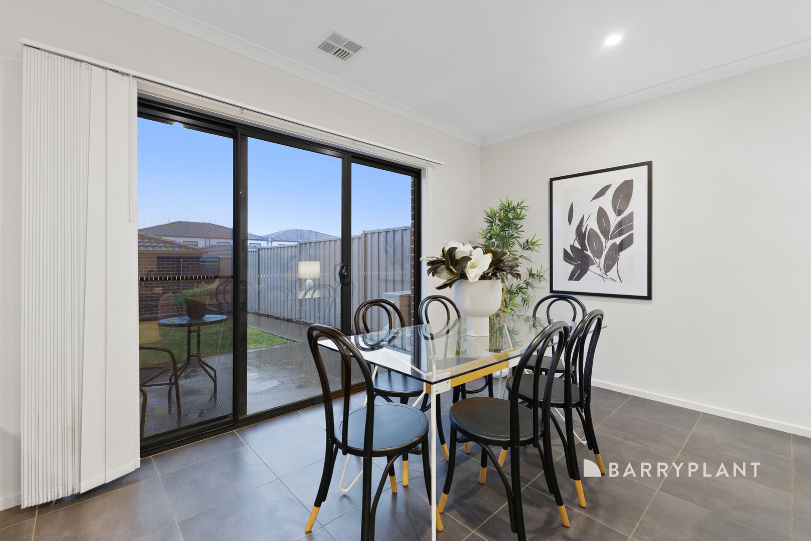 14 Harrison Way, Pakenham, VIC 3810, Pakenham - Thumbnail 7