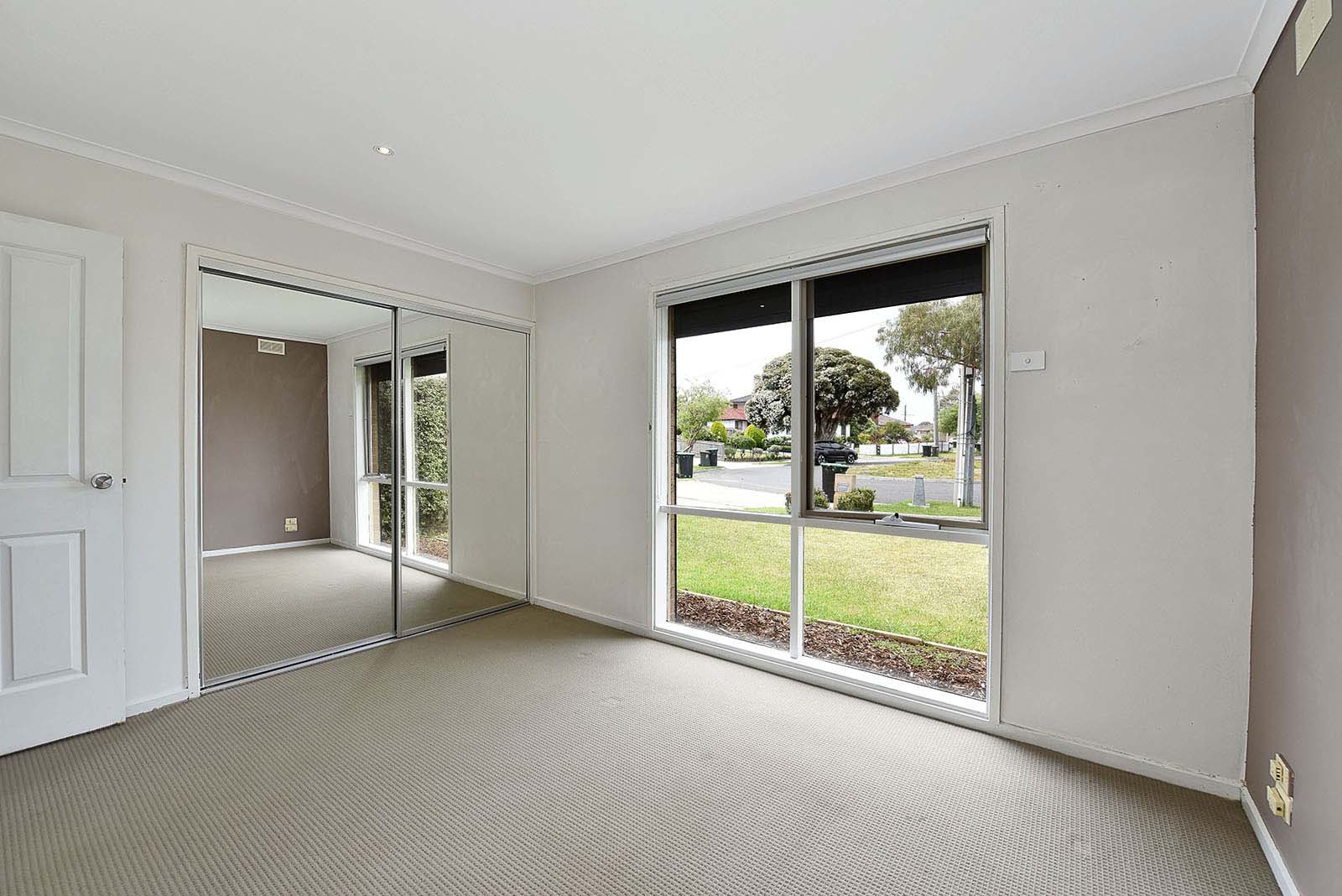14 Hawthorn Court, Keilor East, VIC 3033, Keilor East - Thumbnail 4