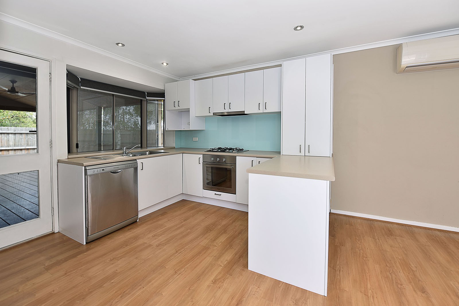 14 Hawthorn Court, Keilor East, VIC 3033, Keilor East - Thumbnail 3