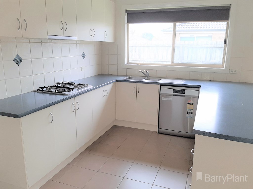 14 Hayes Court, Pakenham, VIC 3810, Pakenham - Thumbnail 5