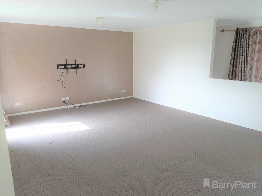14 Hayes Court, Pakenham, VIC 3810, Pakenham - Thumbnail 7