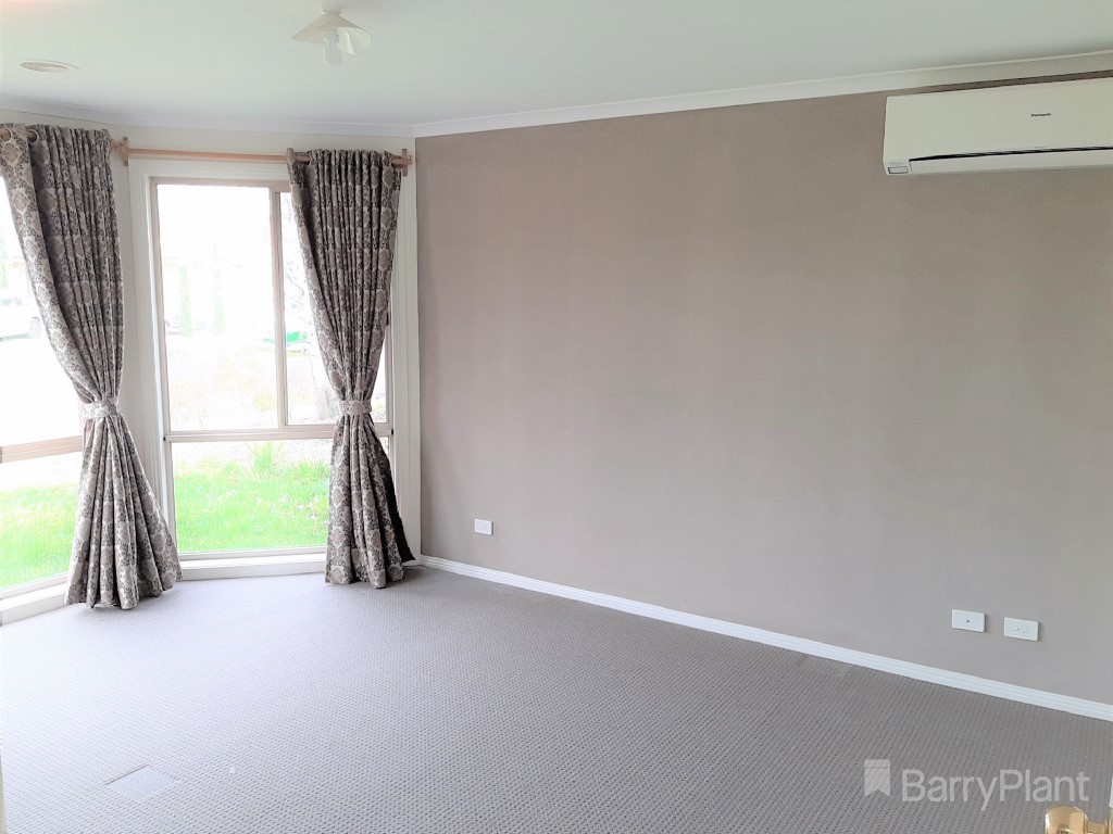 14 Hayes Court, Pakenham, VIC 3810, Pakenham - Thumbnail 8