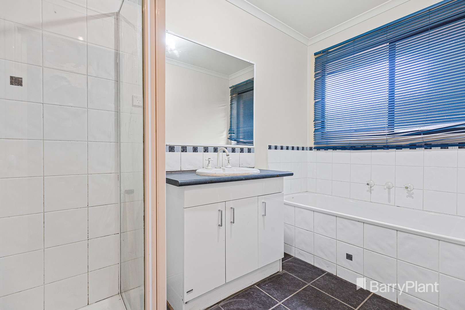14 Heidi Court, Pakenham, VIC 3810, Pakenham - Thumbnail 7