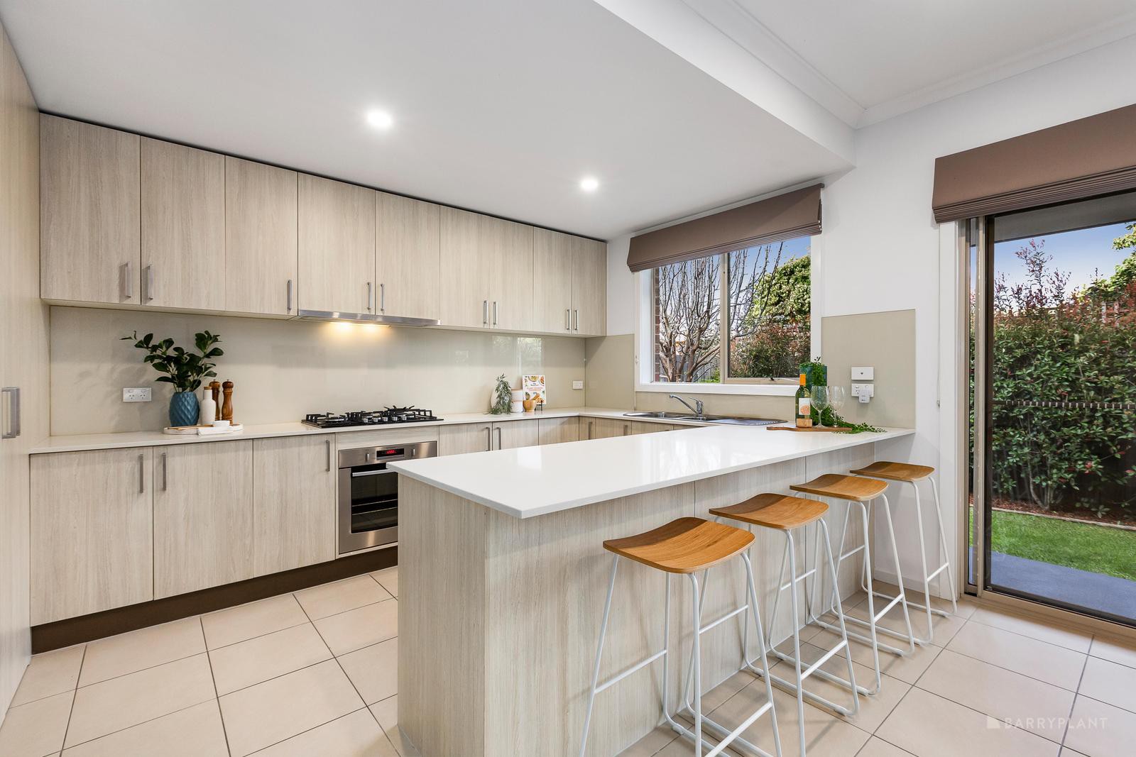 14 Highfield Road, Doncaster East, VIC 3109, Doncaster East - Thumbnail 4