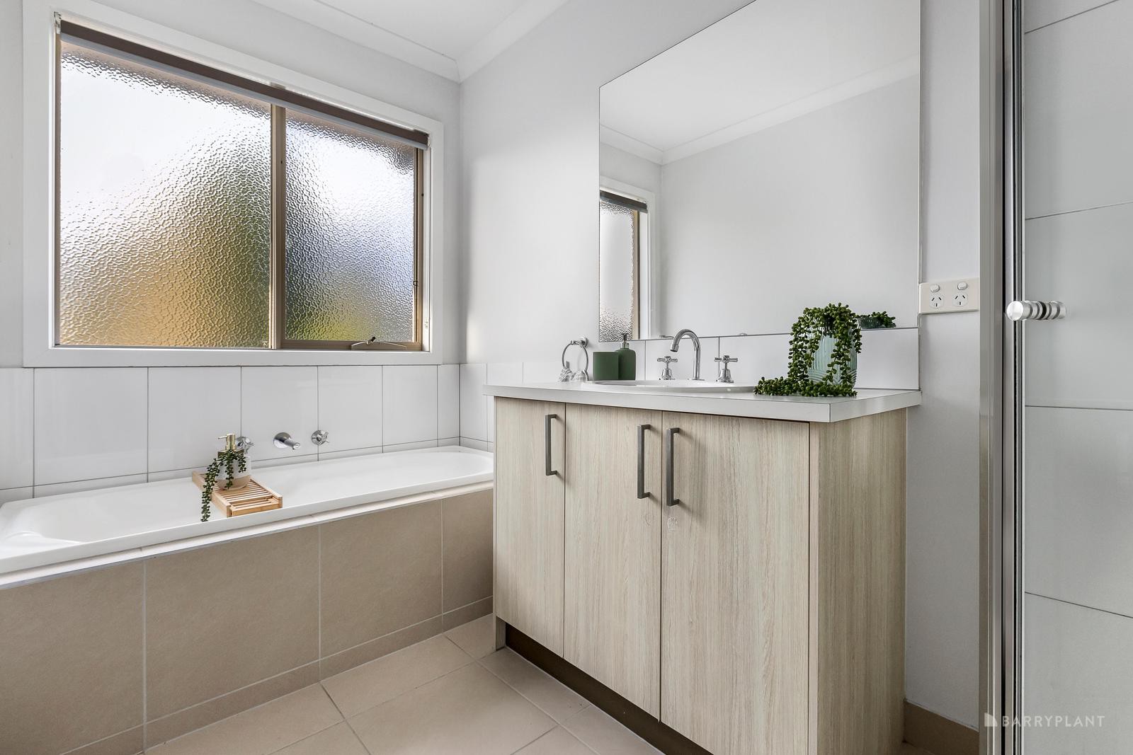 14 Highfield Road, Doncaster East, VIC 3109, Doncaster East - Thumbnail 6
