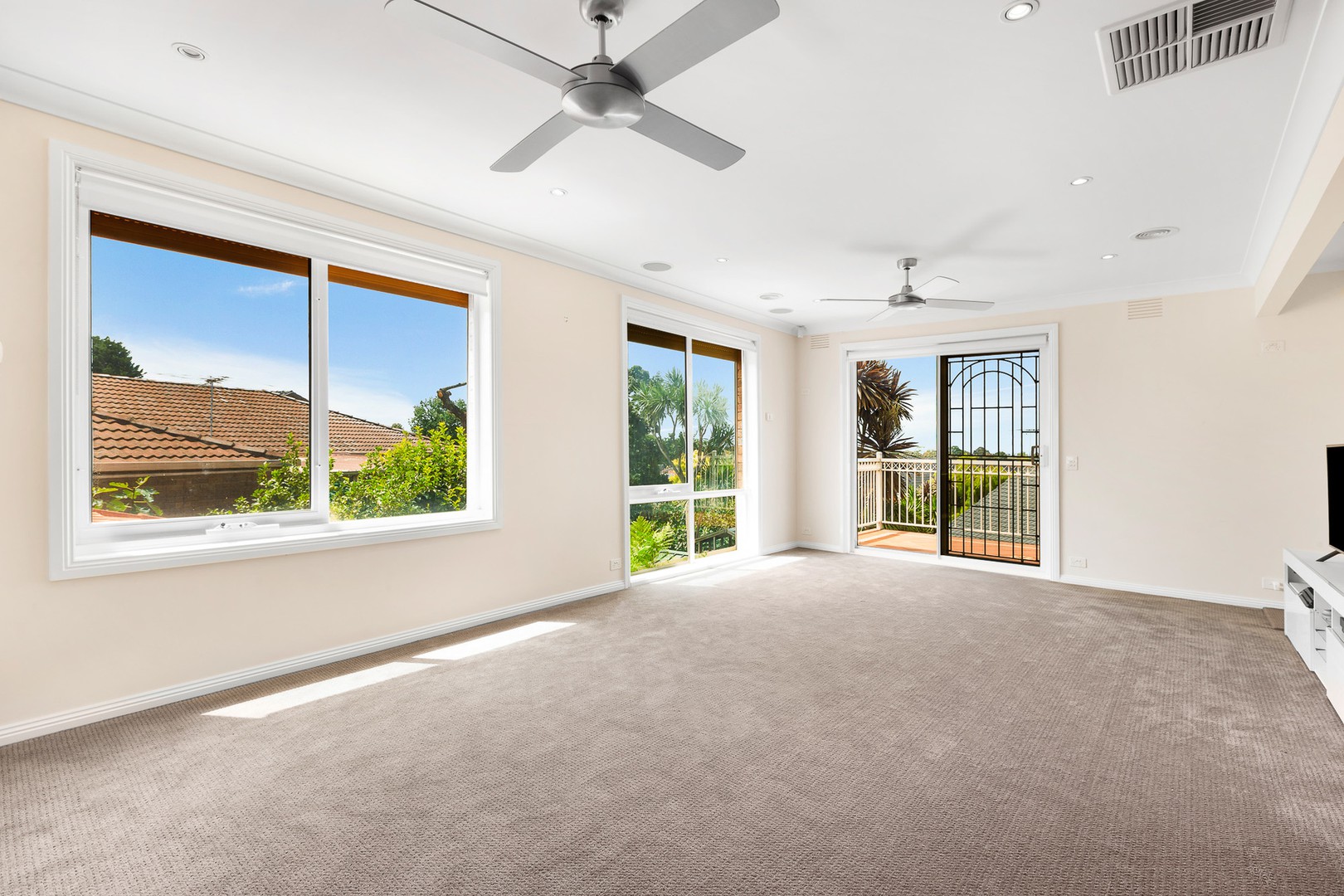 14 Homestead Place, Mill Park, VIC 3082, Mill Park - Thumbnail 7