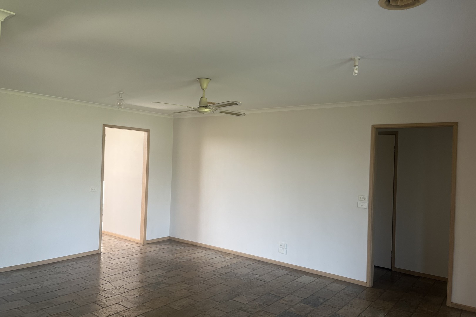 14 Hopwood Court, Narre Warren South, VIC 3805, Narre Warren South - Thumbnail 5