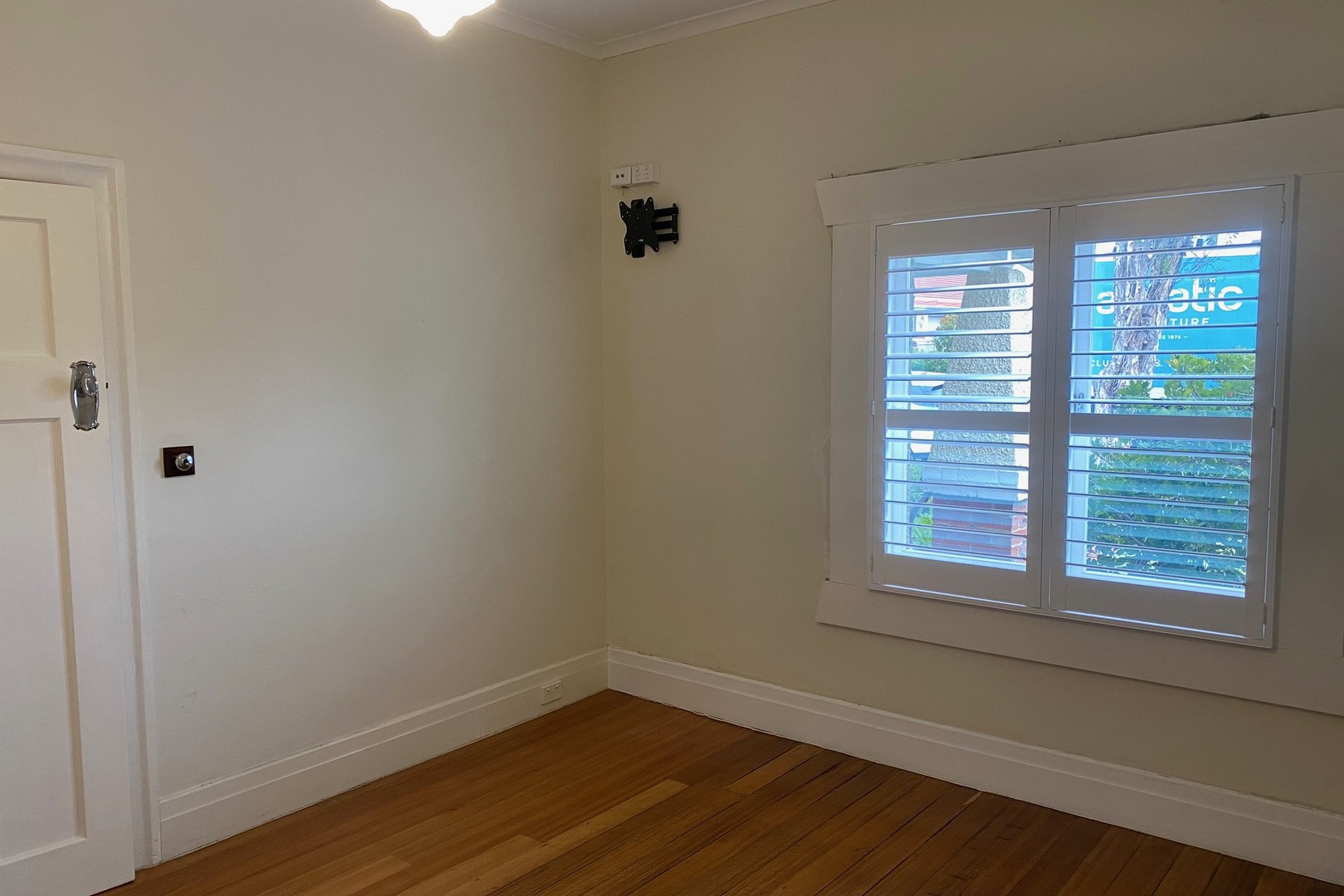 14 Huntington Grove, Coburg, VIC 3058, Coburg - Thumbnail 4