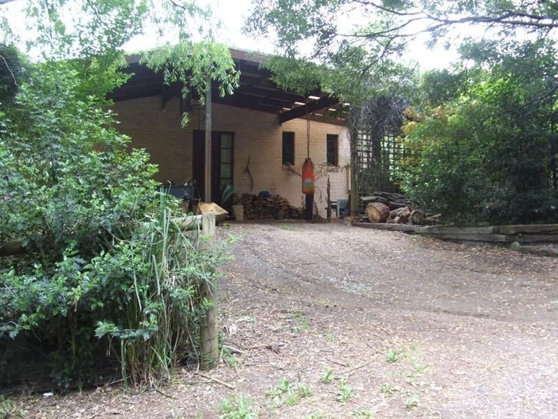 14 Innes Rd, Gembrook, VIC 3783, Gembrook - Thumbnail 4