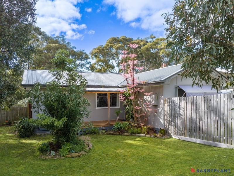 14 Inverloch Parade, Inverloch, VIC 3996 - Image - 08/12/2025