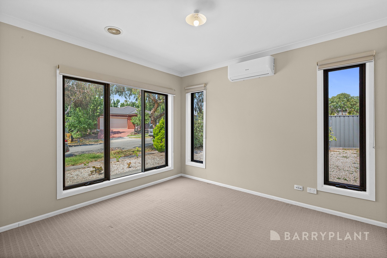 14 Jefferson Avenue, Cranbourne North, VIC 3977, Cranbourne North - Thumbnail 5