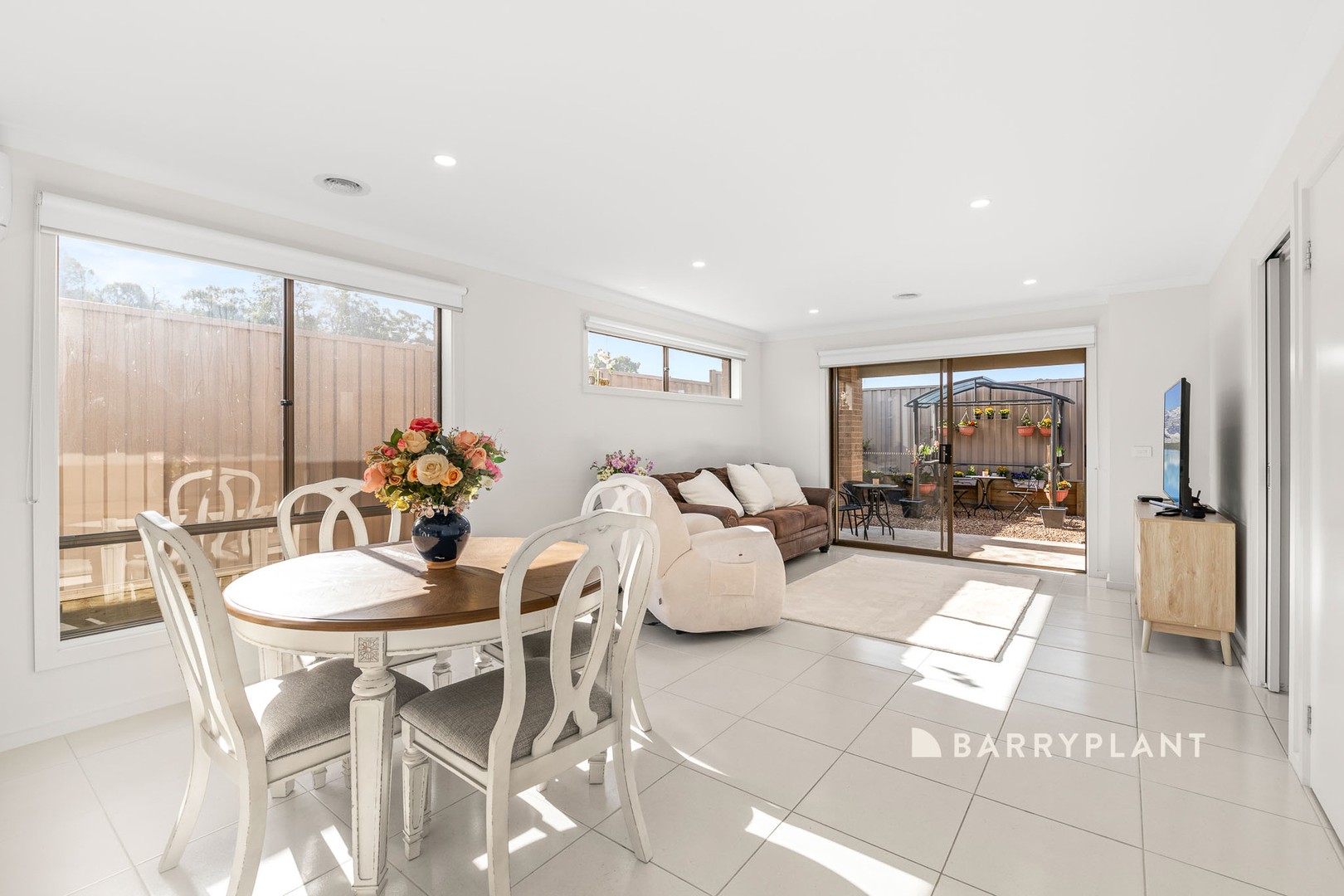 14 Josephine Street, Pakenham, VIC 3810, Pakenham - Thumbnail 6