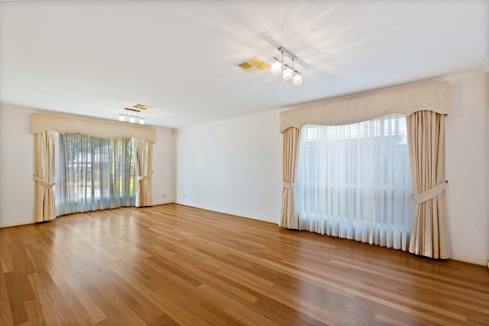 14 Kingswood RoadWindsor Gardens, SA 5087  - Leased, Windsor Gardens - Thumbnail 5