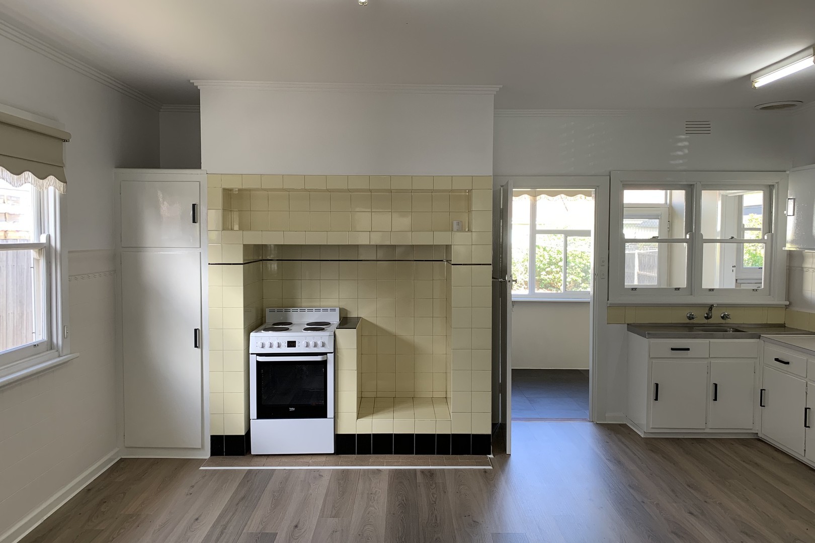 14 Kinsale Street, Reservoir, VIC 3073 - Thumbnail 2 - 03/01/2023