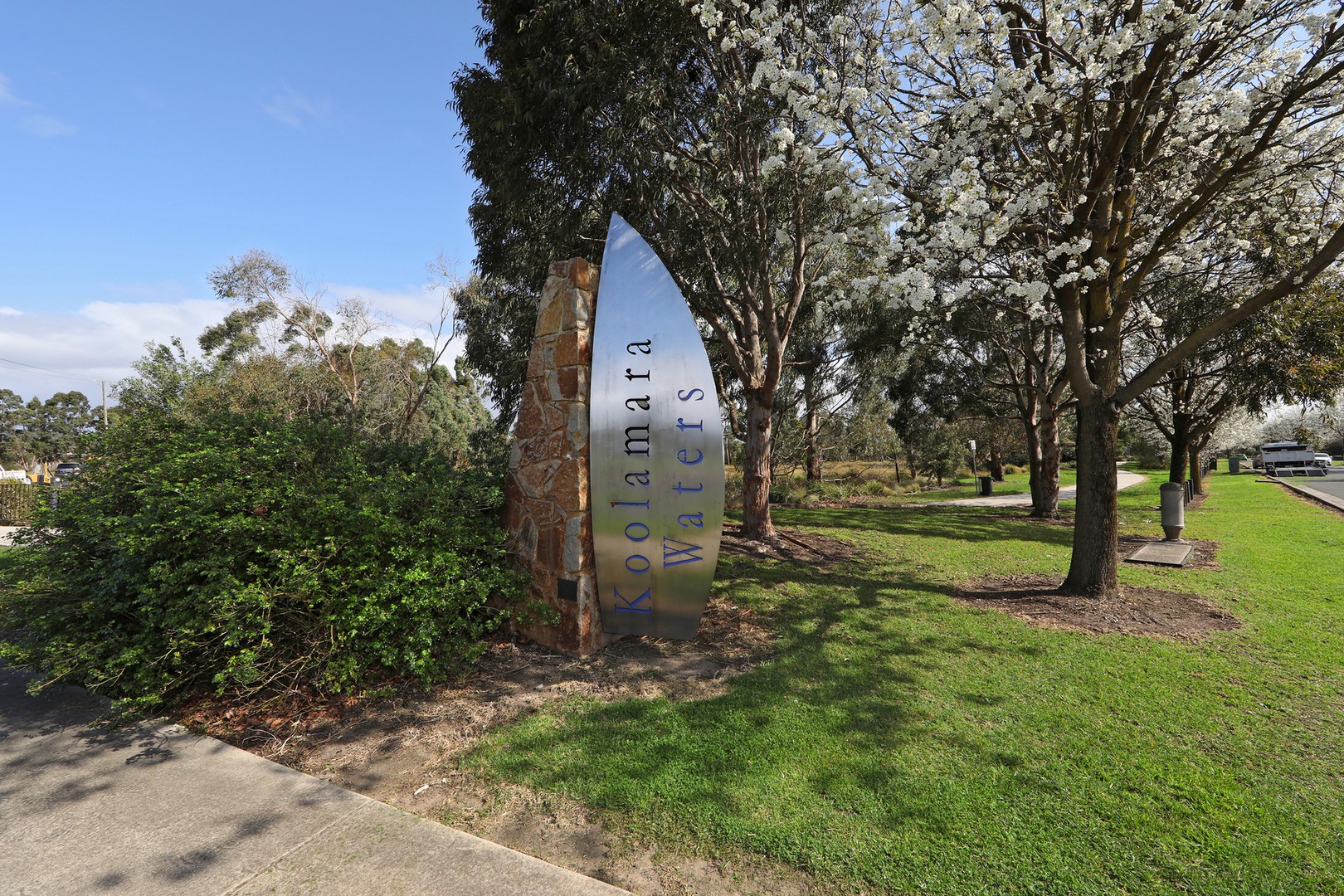 14 Koolamara Boulevard, Ferntree Gully, VIC 3156, Ferntree Gully - Thumbnail 2