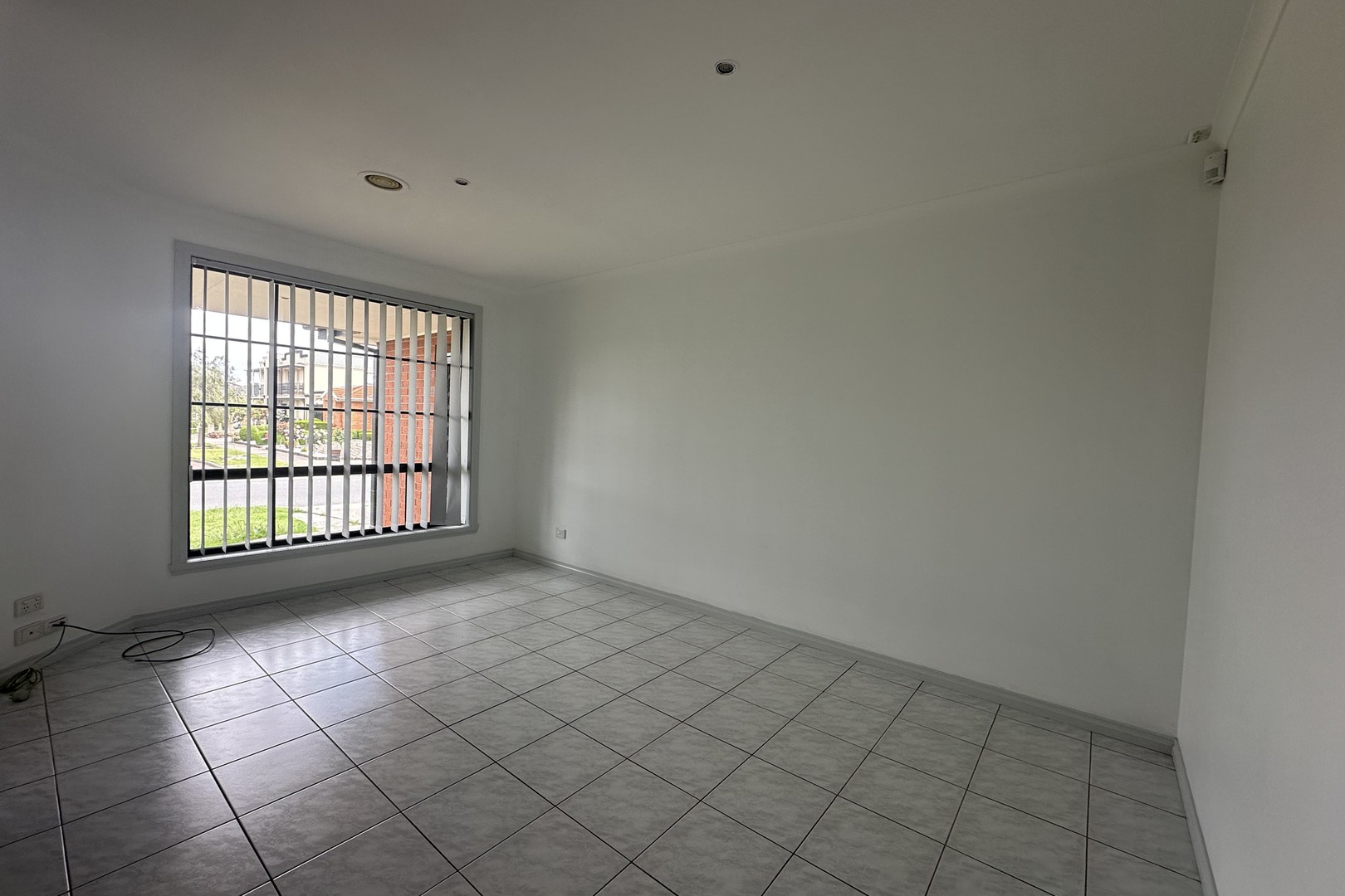 14 Lady Rose Crescent, Sydenham, VIC 3037, Sydenham - Thumbnail 4