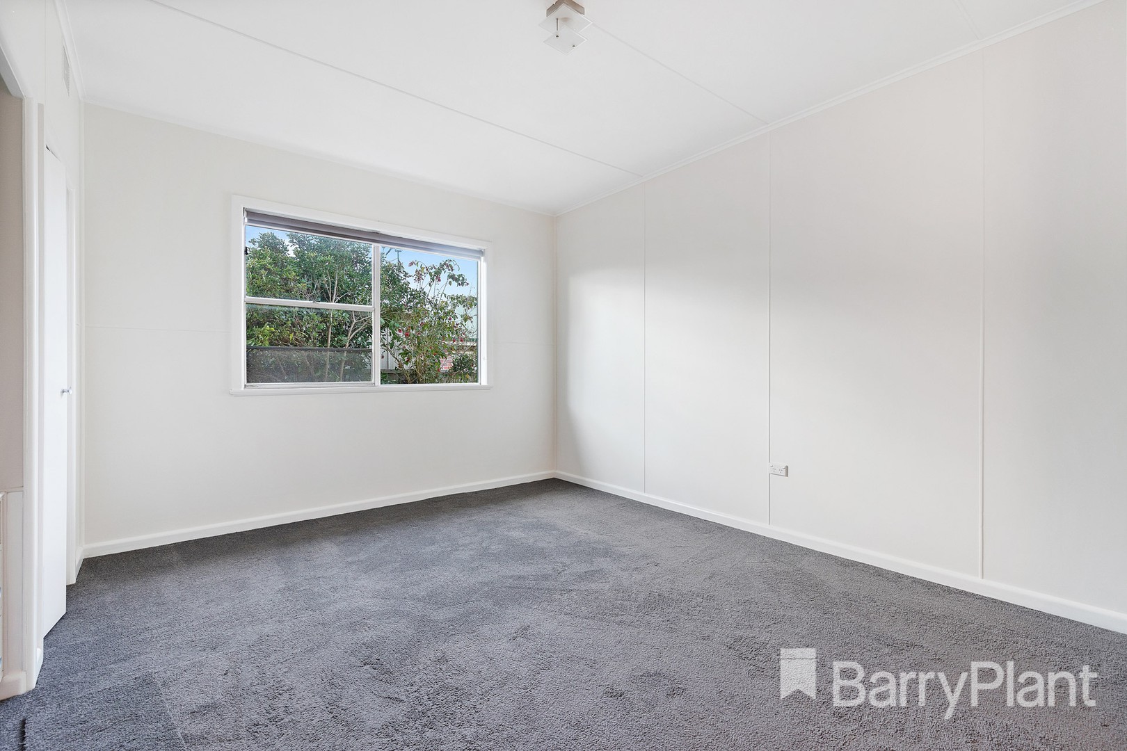 14 Lake Street, Wendouree, VIC 3355, Wendouree - Thumbnail 7