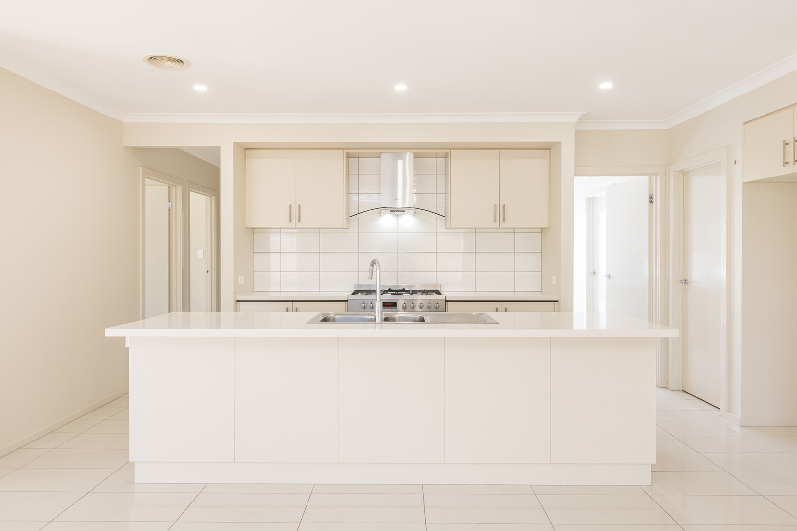 14 Lakeview Court, Mildura, VIC 3500 - Thumbnail 2 - 30/01/2024