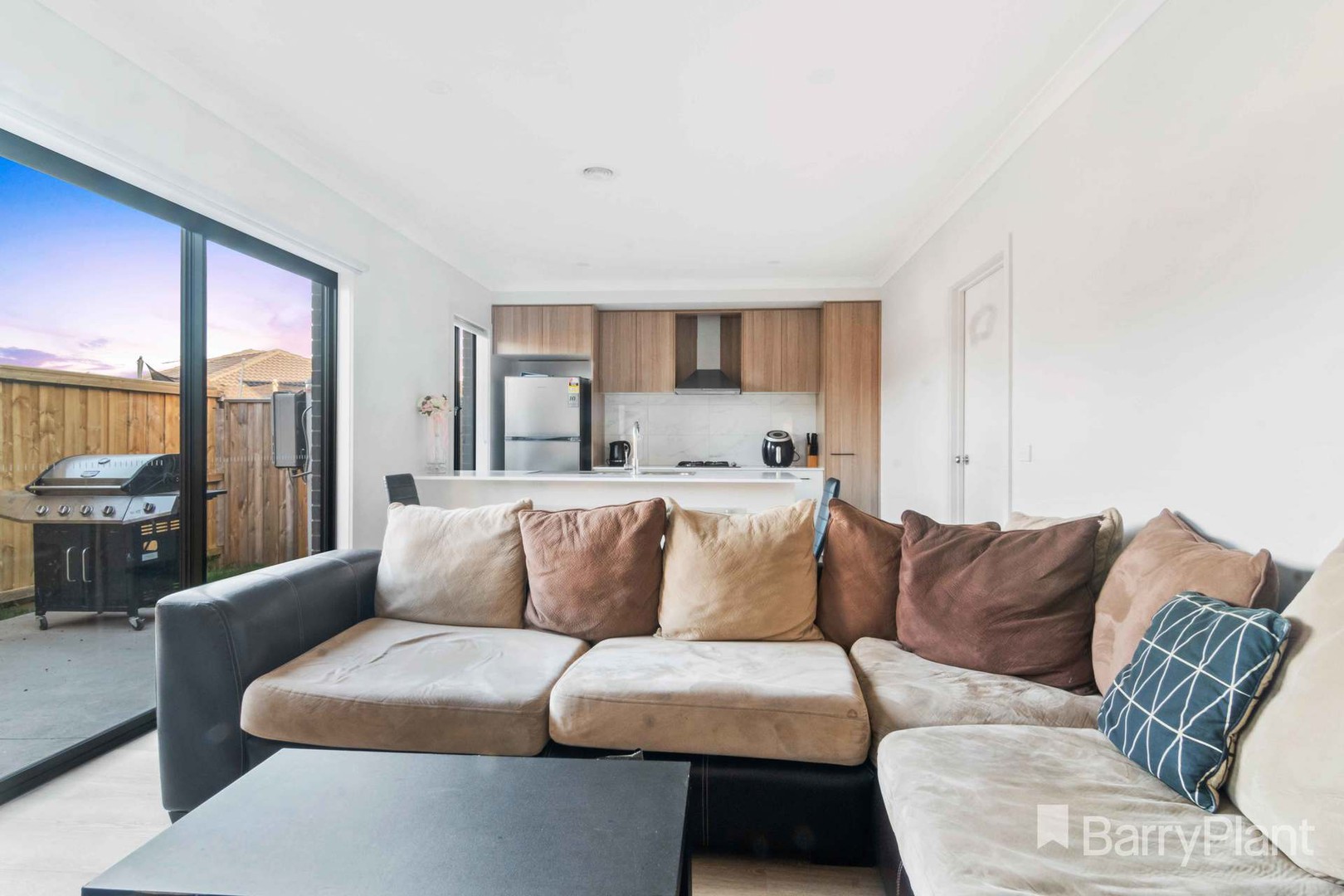 14 Langer Road, Deanside, VIC 3336, Deanside - Thumbnail 4