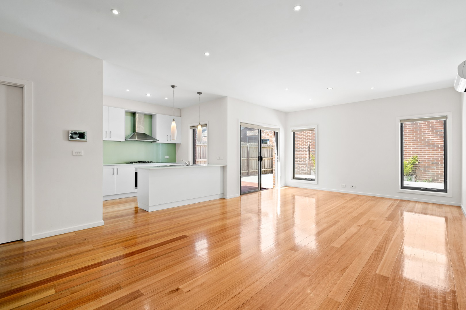 14 Langley Street, Ardeer, VIC 3022, Ardeer - Thumbnail 2