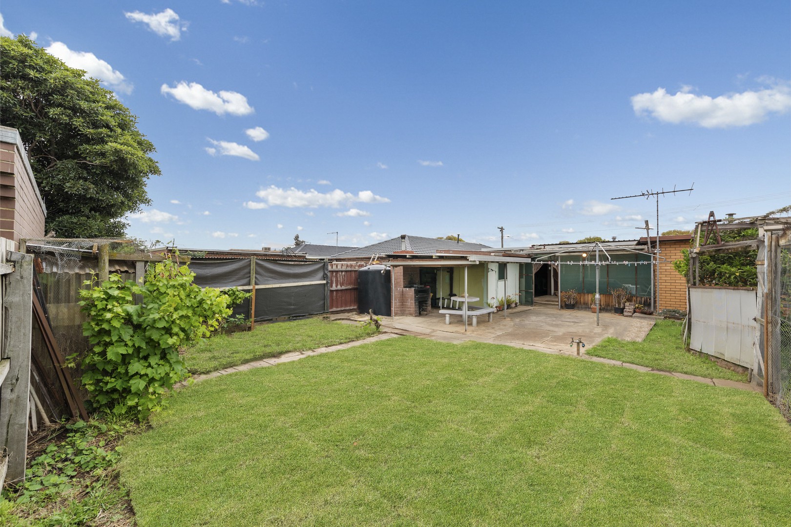 14 Langridge Street, Hoppers Crossing, VIC 3029, Hoppers Crossing - Thumbnail 2
