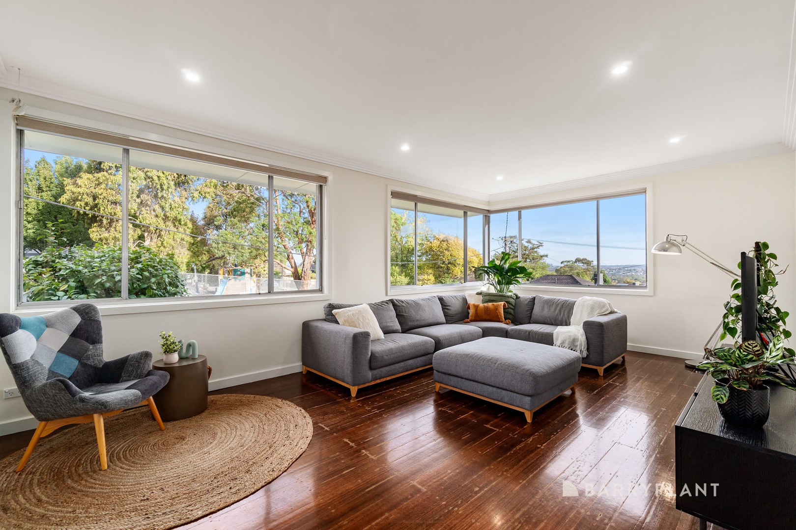 14 Lascelles Avenue, Viewbank, VIC 3084, Viewbank - Thumbnail 2