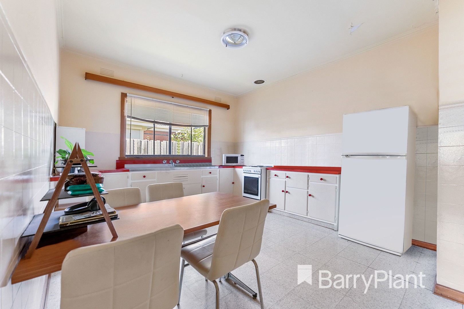 14 Leslie Street, St Albans, VIC 3021, St Albans - Thumbnail 7
