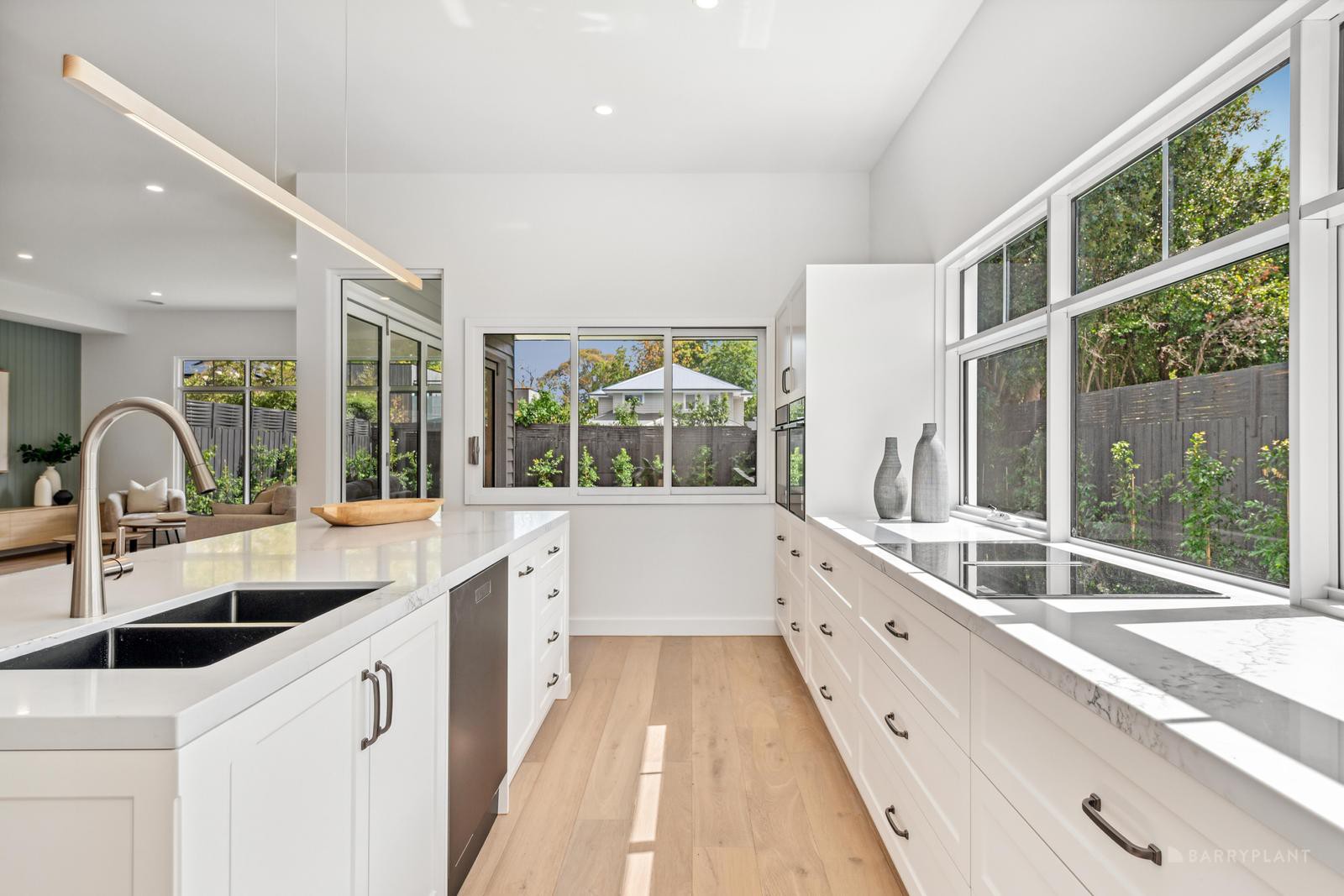 14 Linden Street, Blackburn, VIC 3130, Blackburn - Thumbnail 7